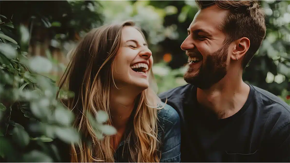 عطر حیاتی مناسب بانوان و آقایان