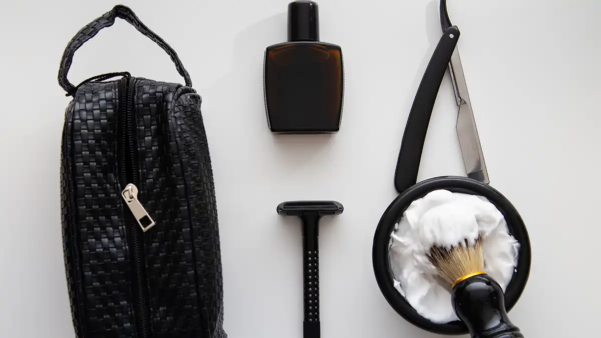 ویژگی‌های مهم در انتخاب عطر جیبی مردانه چیست؟